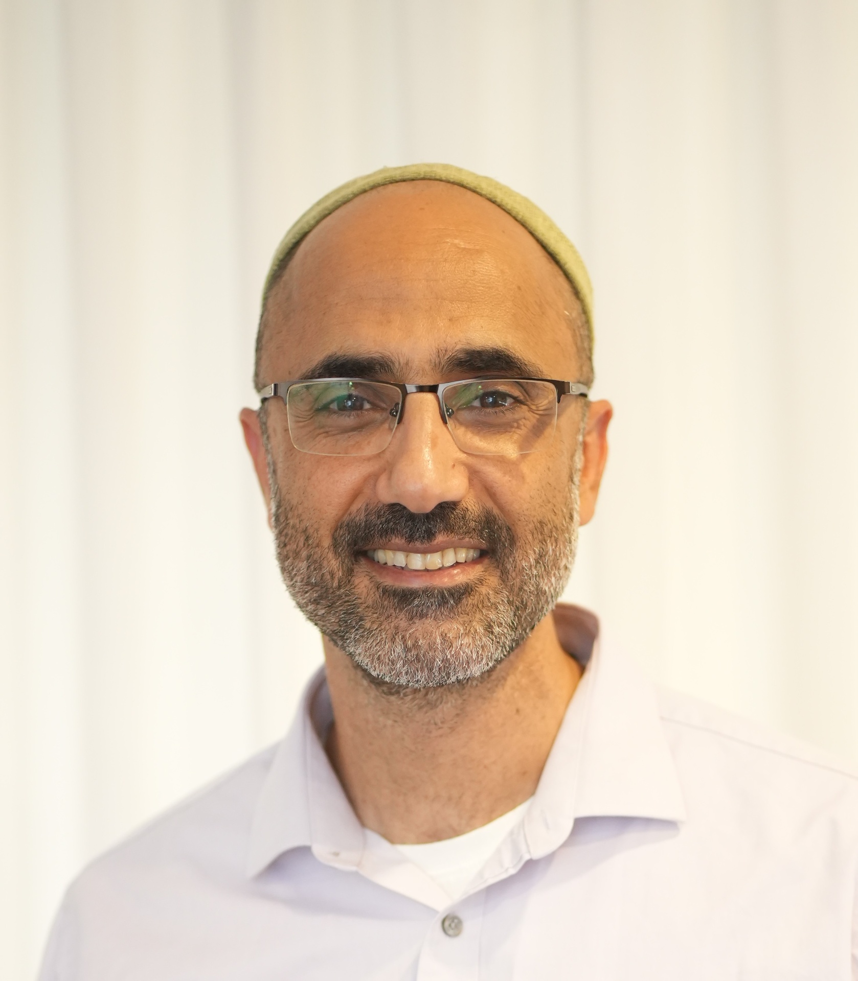 יובל כהן, מורה ליוגה